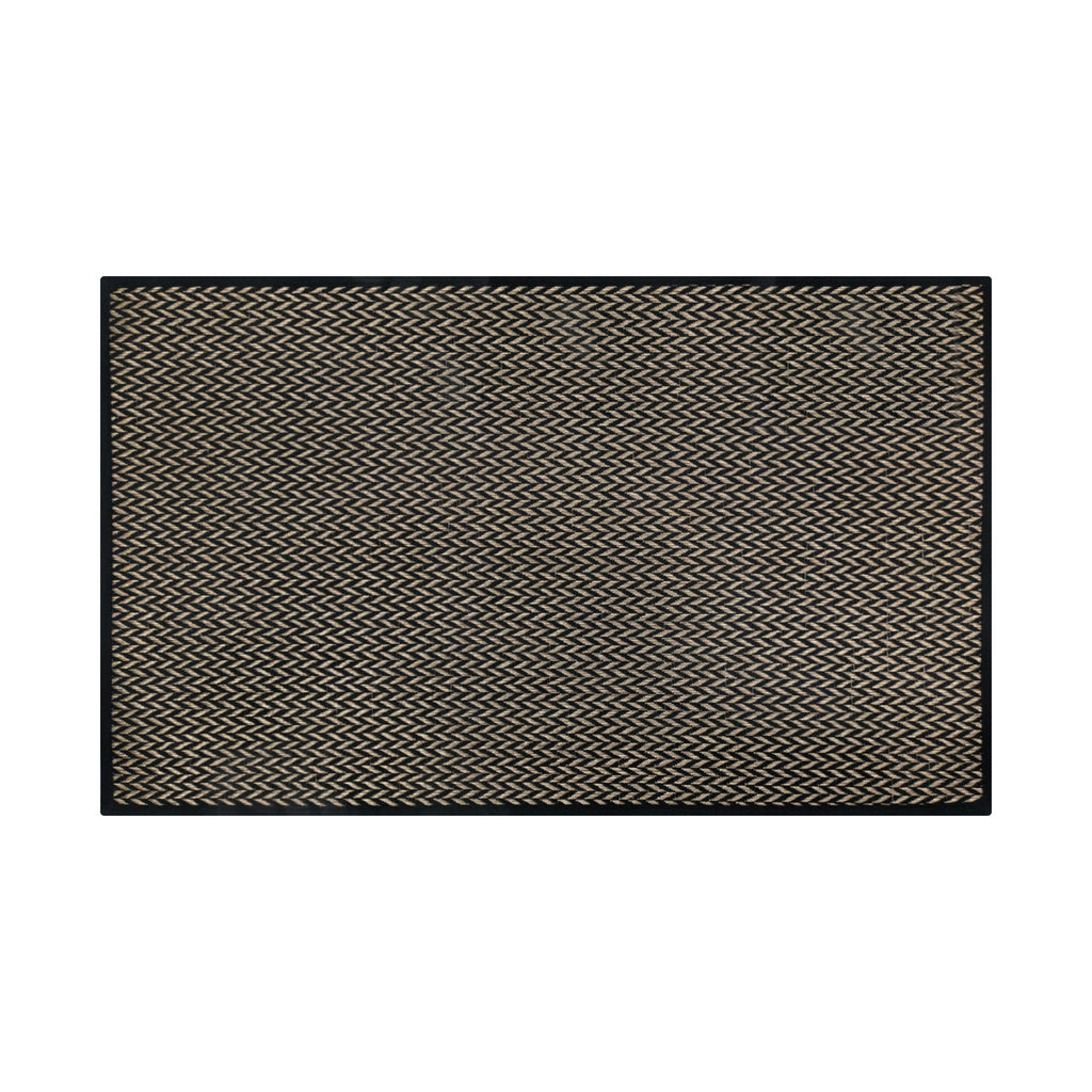 Alfombra interior práctica y decorativa que protege el piso y aporta orden visual. Su formato compacto, diseño multicolor y material resistente la hacen ideal para espacios de uso diario con fácil mantenimiento.