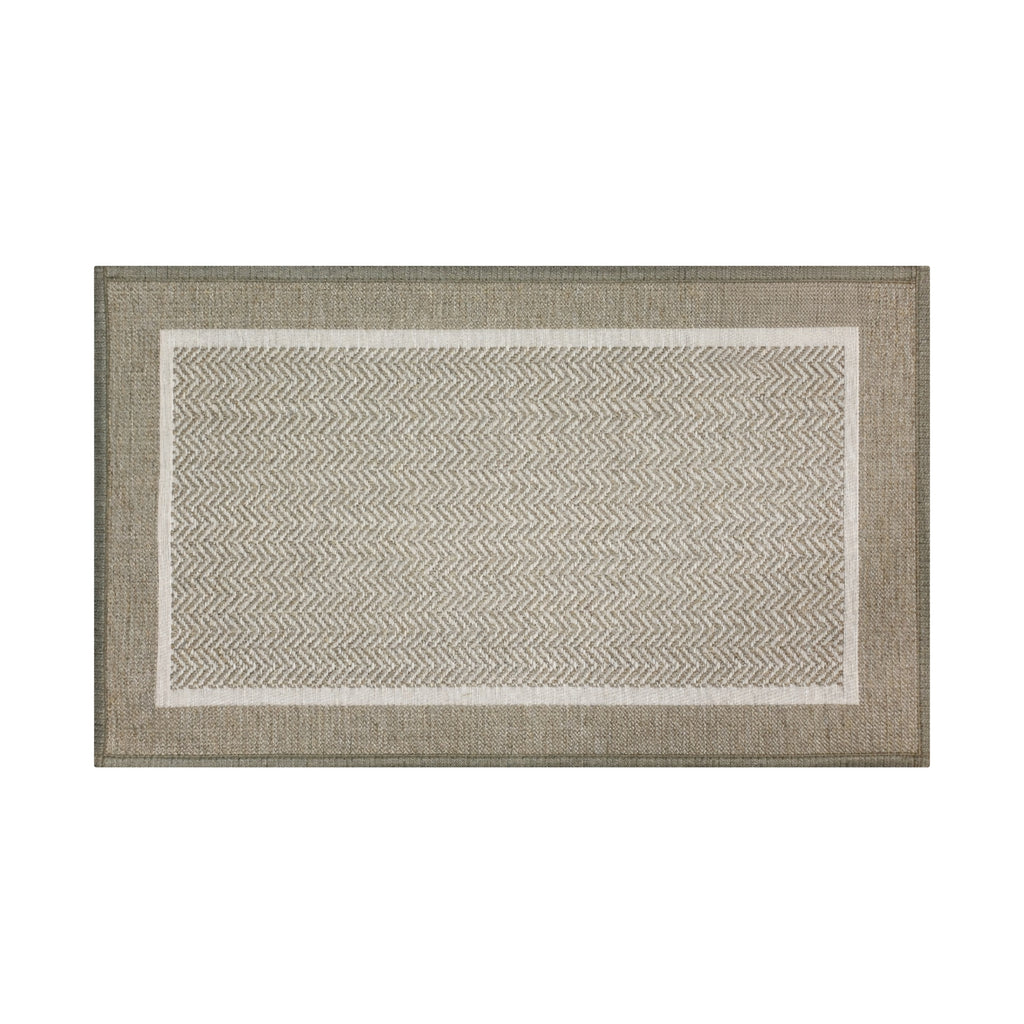 Alfombra interior práctica y decorativa que aporta confort y protege el piso. Su diseño multicolor y material resistente la hacen ideal para zonas de uso frecuente, ofreciendo orden visual y fácil mantenimiento diario.